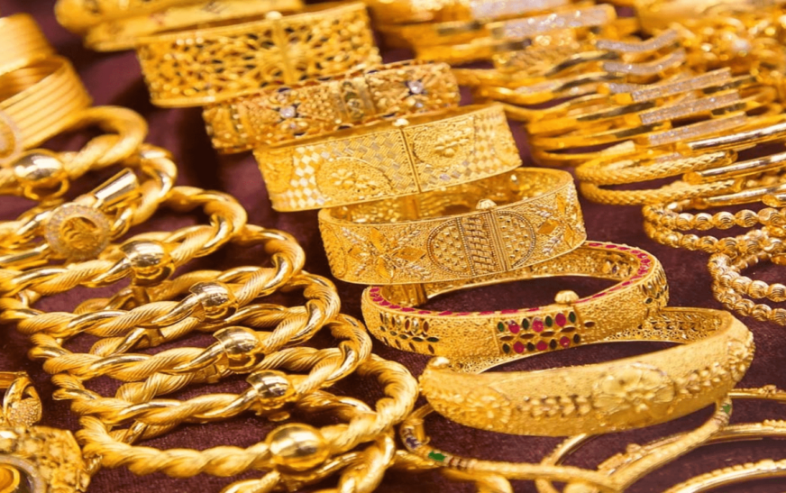 Gold price per tola slashes Rs1,000 in Pakistan