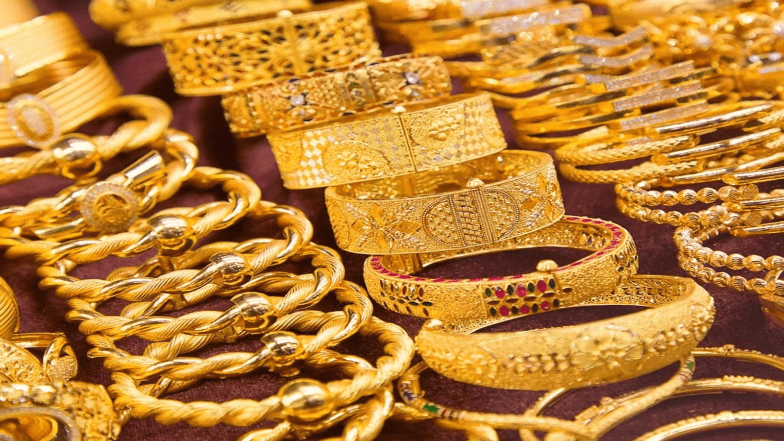Gold Rush: Prices Skyrocket to a Staggering Rs250,000!