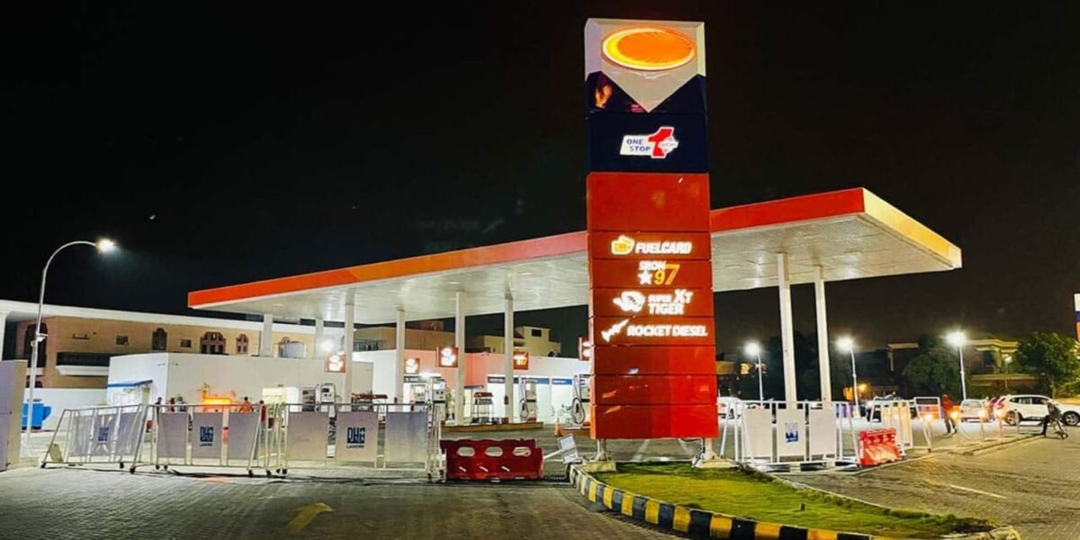 Rawalpindi, Islamabad residents might face trouble getting fuel today