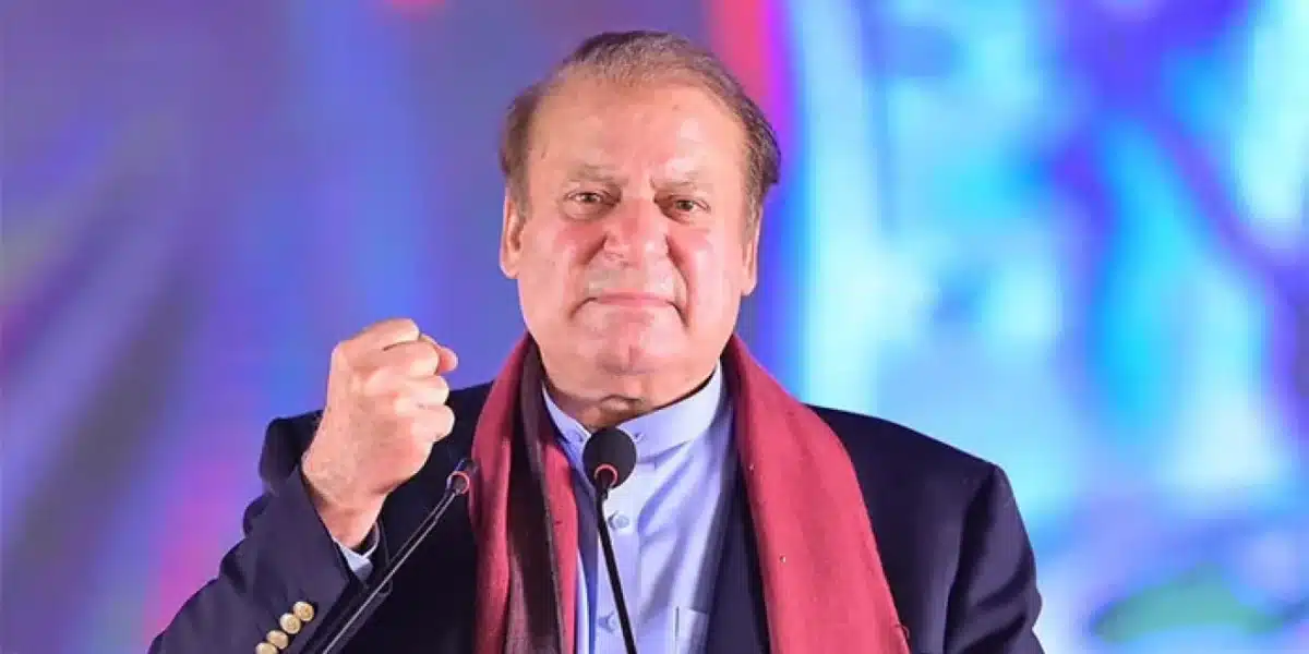 Nawaz questions how can three people disqualify leader of 25mn people?