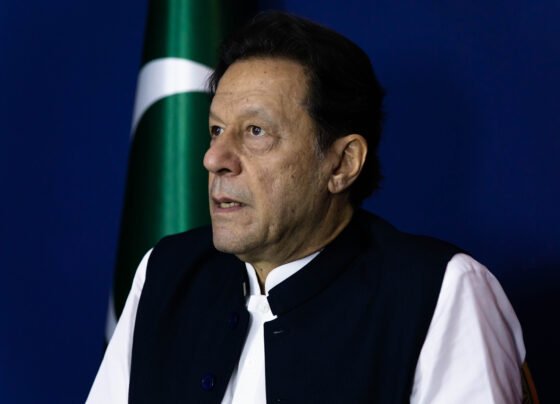 Imran Khan authorizes party to contact establishment