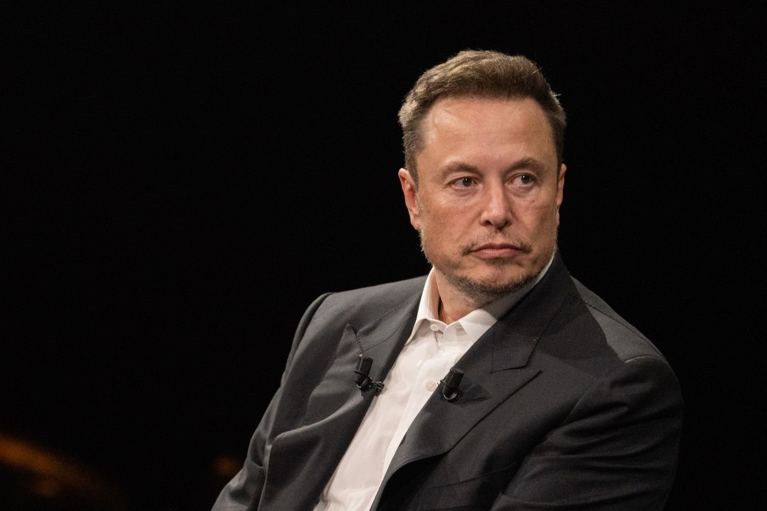 Tesla shareholder sues Musk for alleged $7.5 billion insider trading