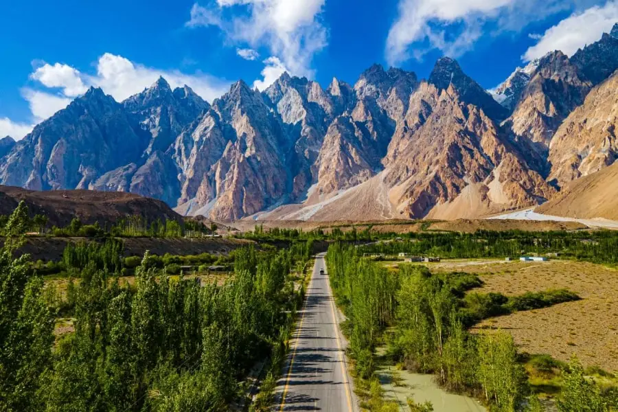 Should you visit Hunza Valley Pakistan in summer?