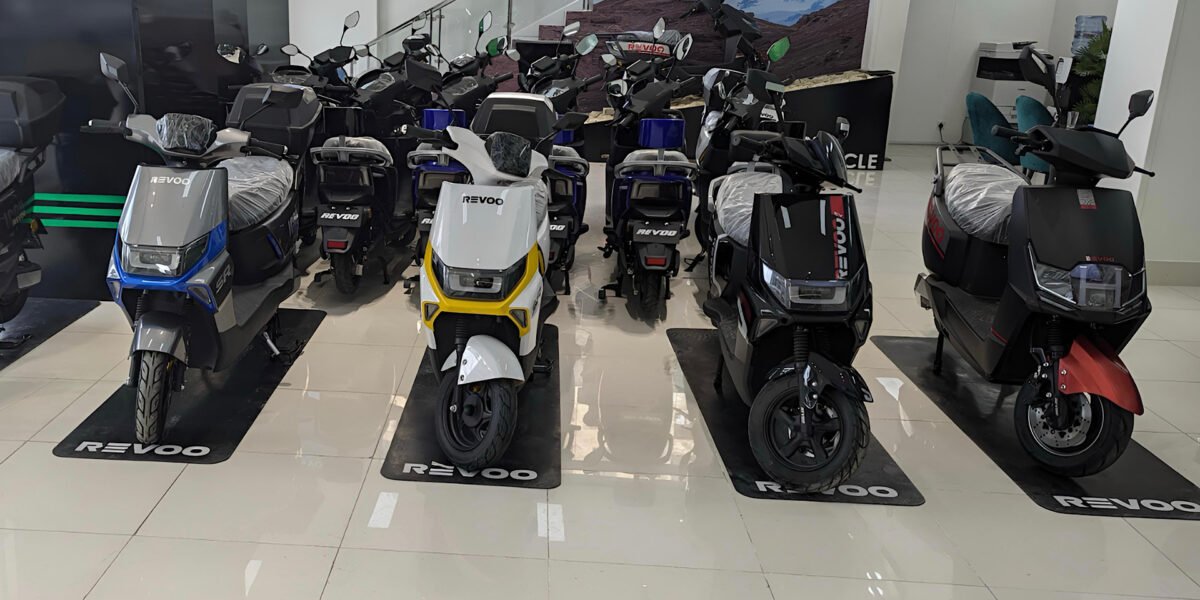 Revoo electric bikes prices in Pakistan revealed