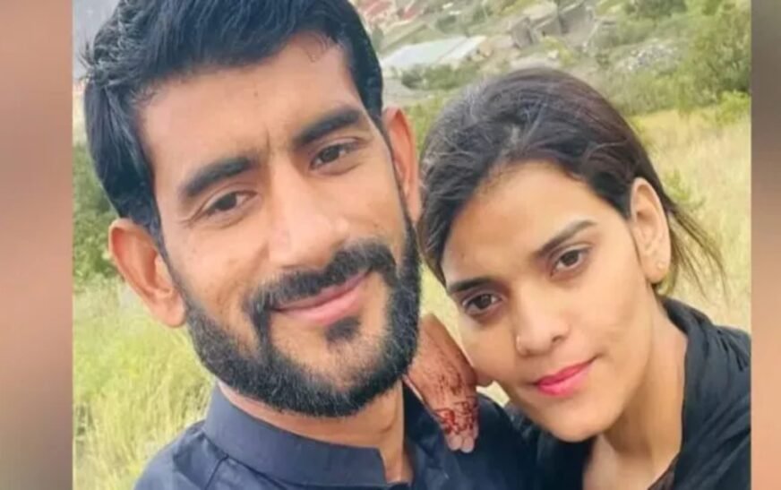 Pakistani woman crosses border to marry her Indian lover