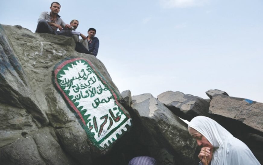 Saudi to construct cable car for easier access to Gar-e-Hira