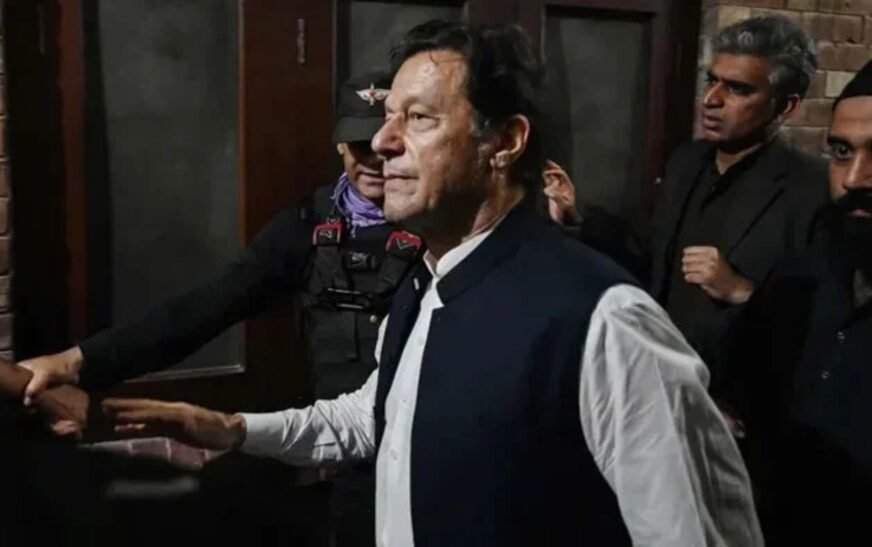 Imran Khan claims ruling coalition wants to leep him in jail with new amendments