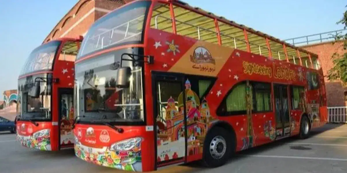 Lahore gets more luxurious double-decker buses