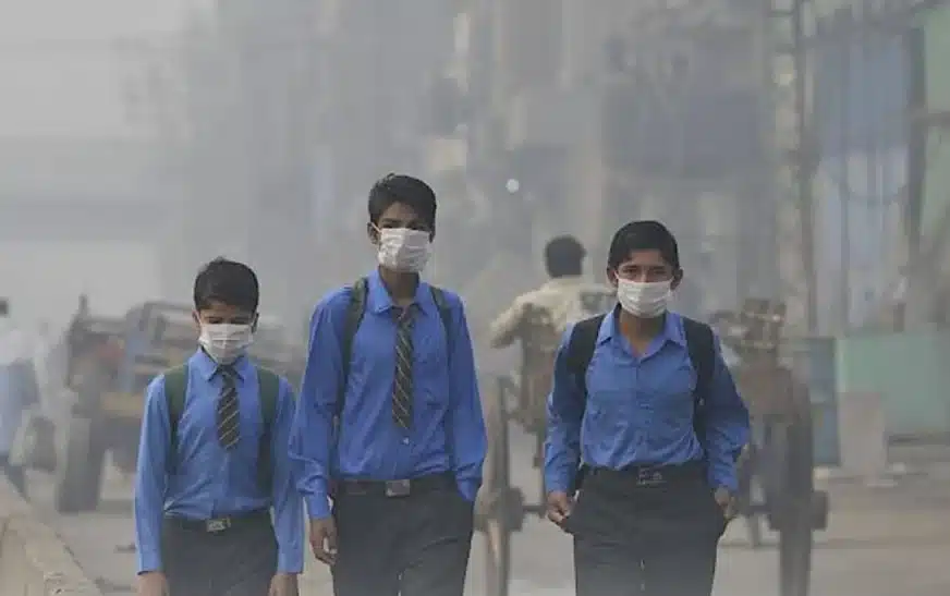 Lahore schools suspend outdoor play amid escalating smog