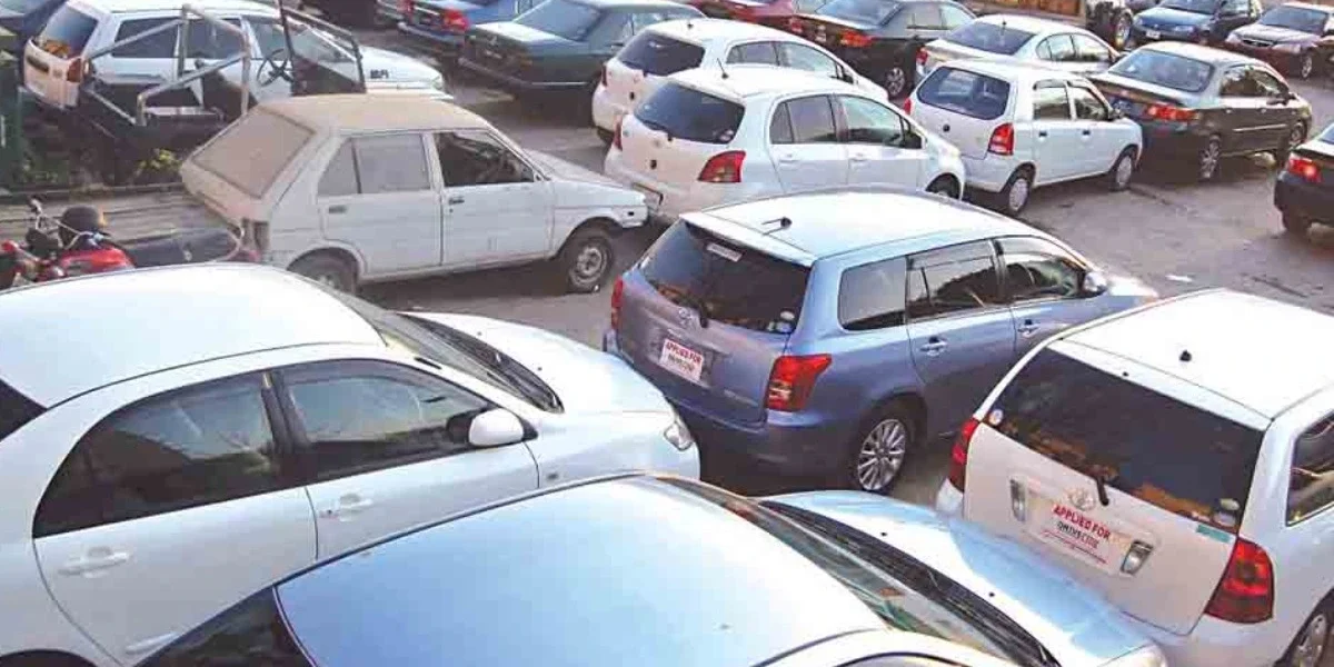 Govt rules out tax amnesty for smuggled vehicles