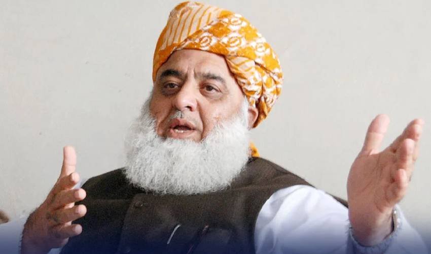 Not siding with the govt on constitutional amendment: Fazlur Rehman