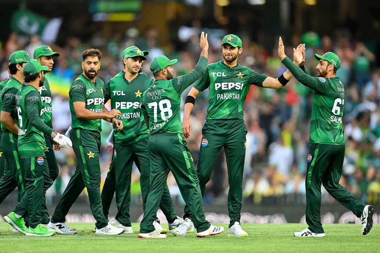 Pak vs Aus 2nd T20: Australia three down on 61/6