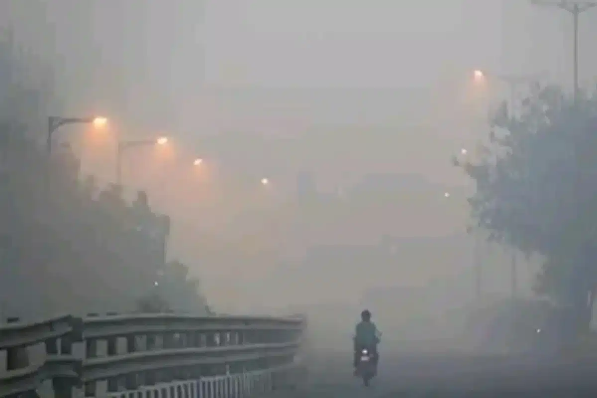 Toxic smog spreads to South Punjab