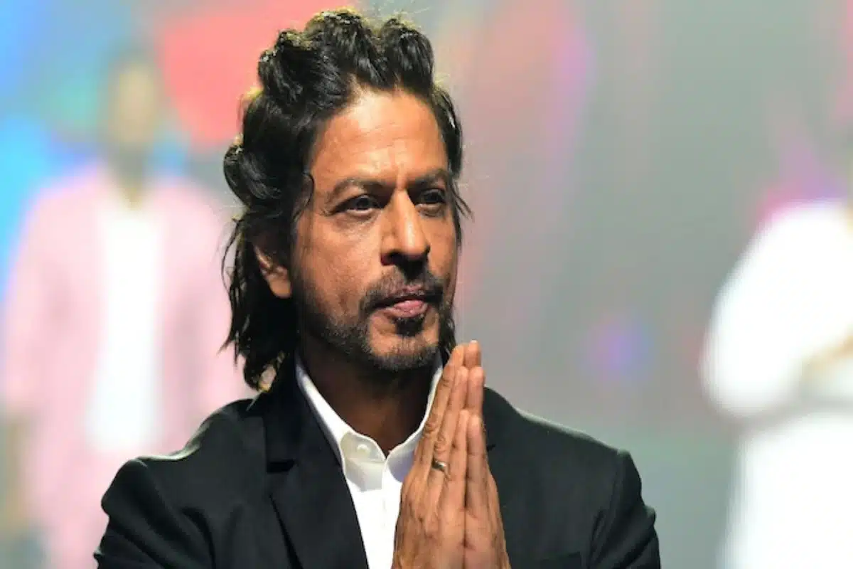 Shah Rukh Khan quits smoking