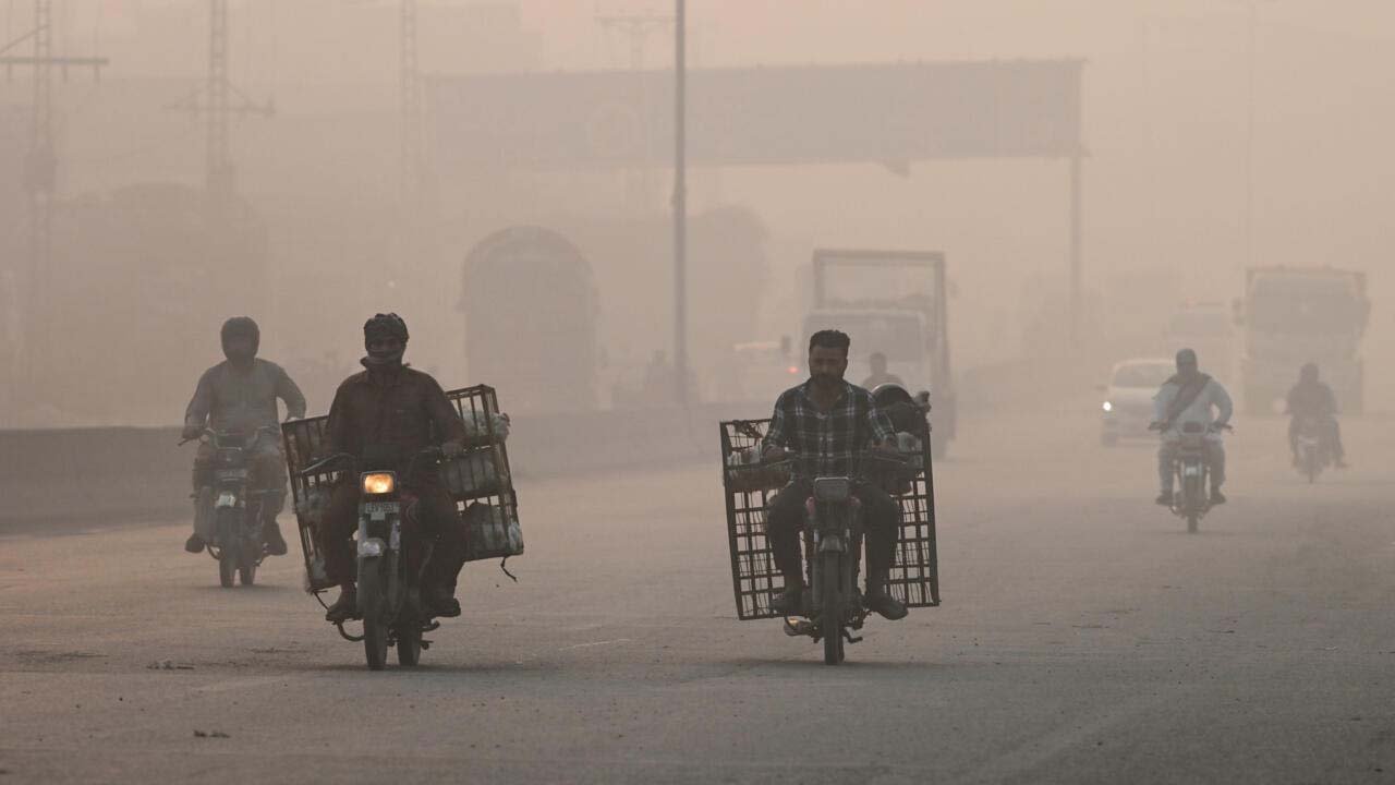 Lahore retains unwanted crown of world’s most polluted city with AQI 349