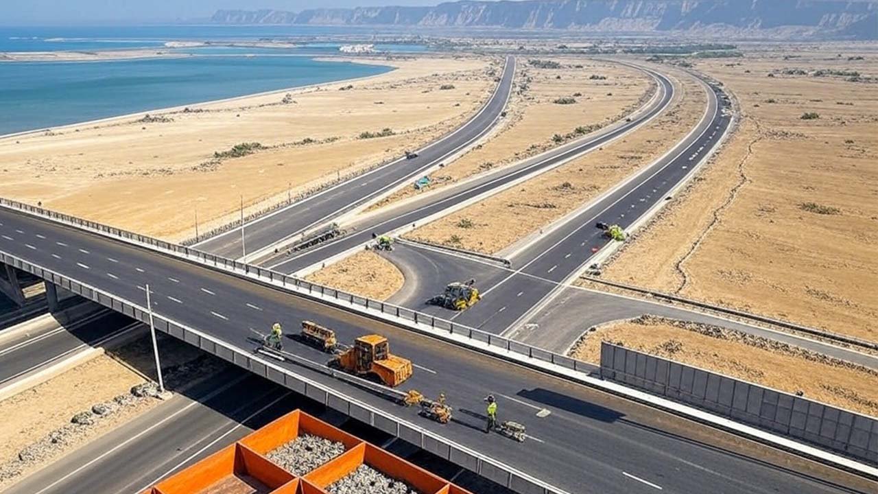 Pakistan, China to build expressway connecting Gwadar port to airport