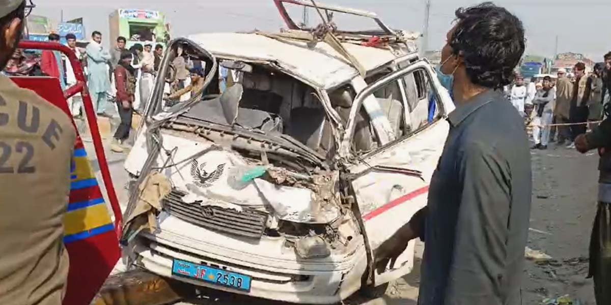 12 killed, 25 injured in road accident in Karak