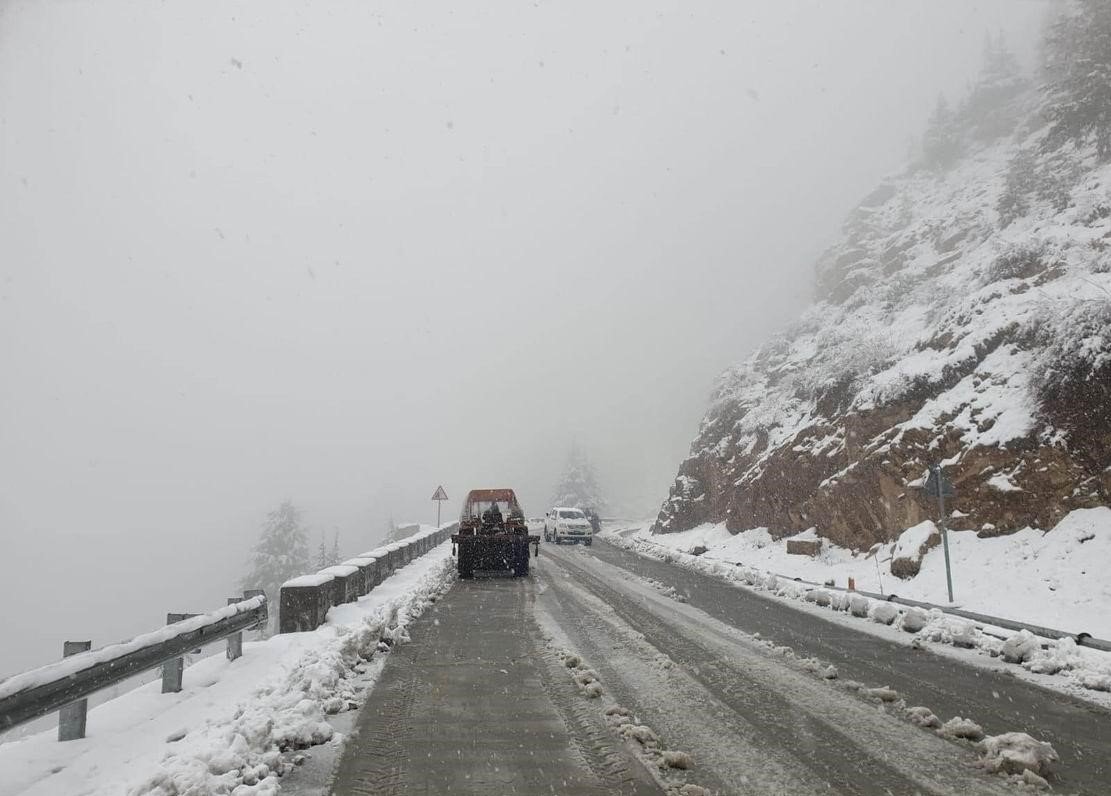 Rain, snowfall in Upper Khyber Pakhtunkhwa to continue till Monday