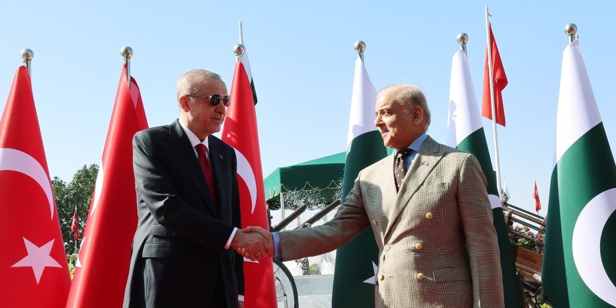 Erdogan reaffirms unconditional support to Pakistan amidst 24 new MoUs