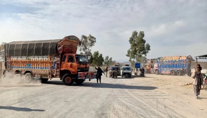 Aid convoy carrying relief supplies attacked in Kurram