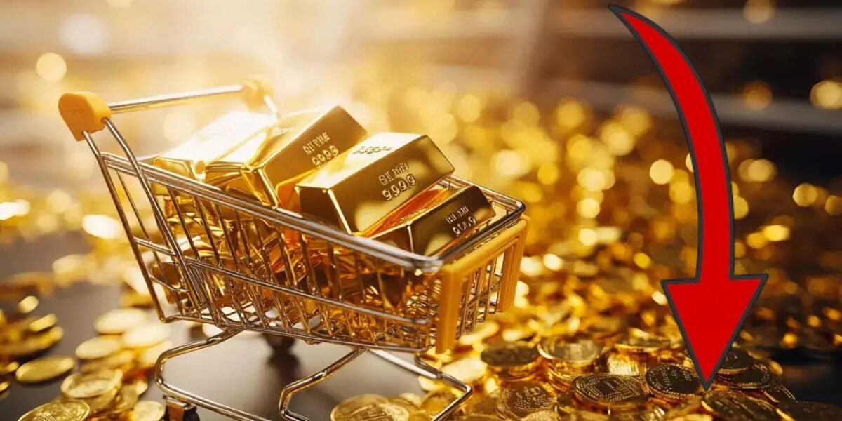 After historic surge, gold price in Pakistan drops by Rs900 per tola