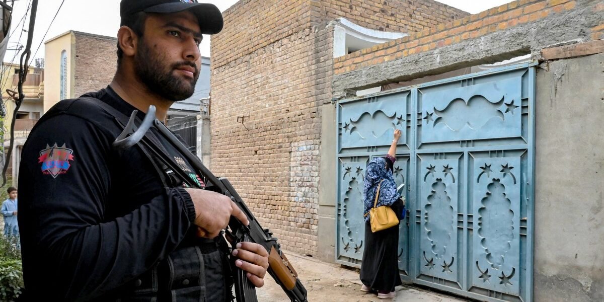 Around 5 lakh children missed polio vaccination in KP