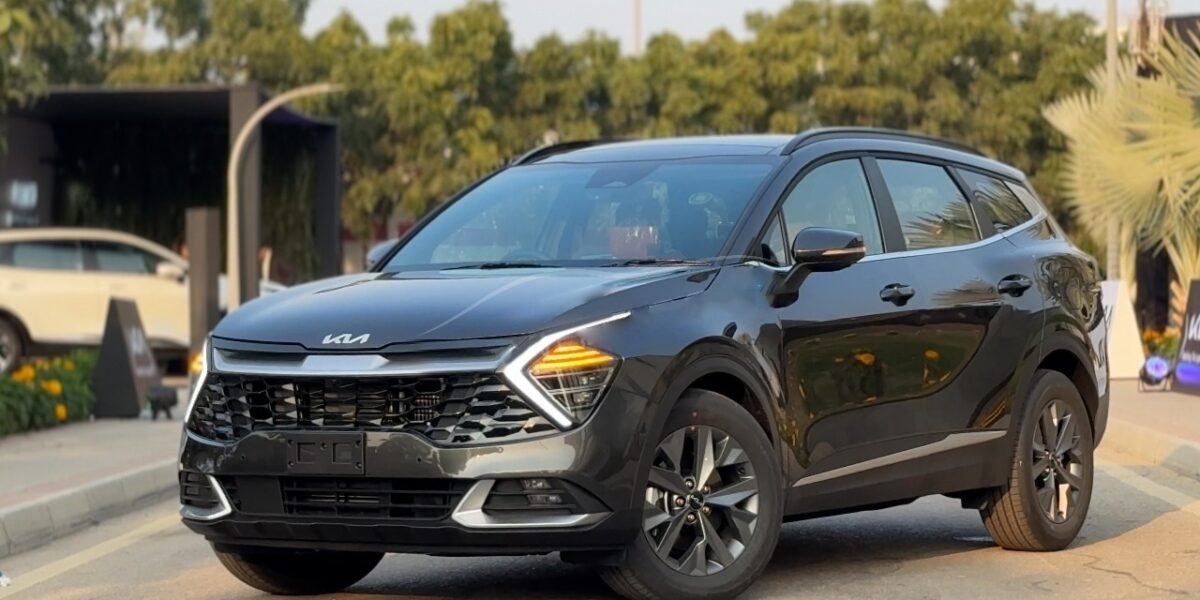 Wait is over: Lucky Motors opens bookings for Kia Sportage L